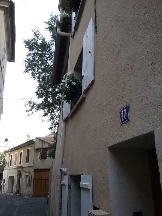Au 10 Apartman L'Isle-sur-la-Sorgue Kültér fotó